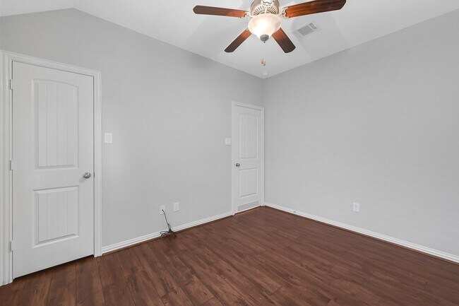 Building Photo - 13810 Rosemere Ln