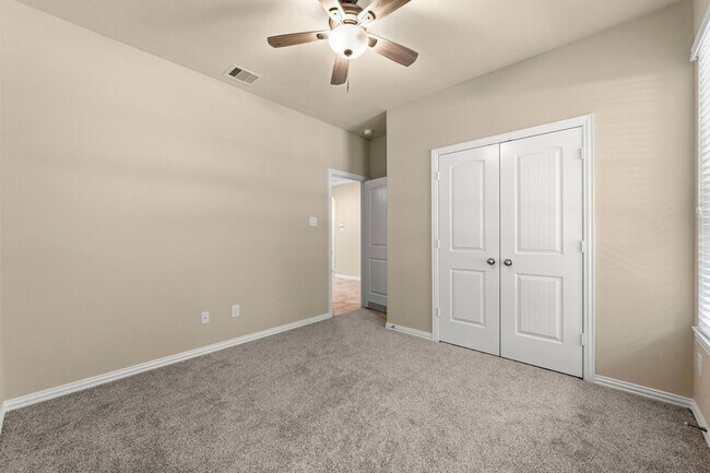 Building Photo - 34 Sawbridge Cir