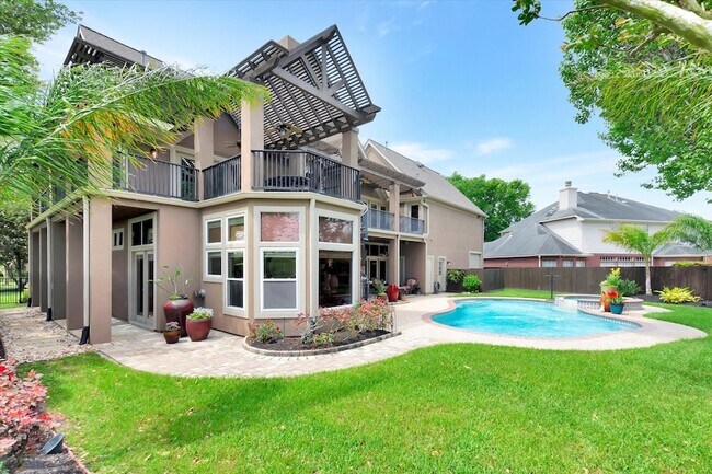 Building Photo - 3806 Canyon Bluff Ct