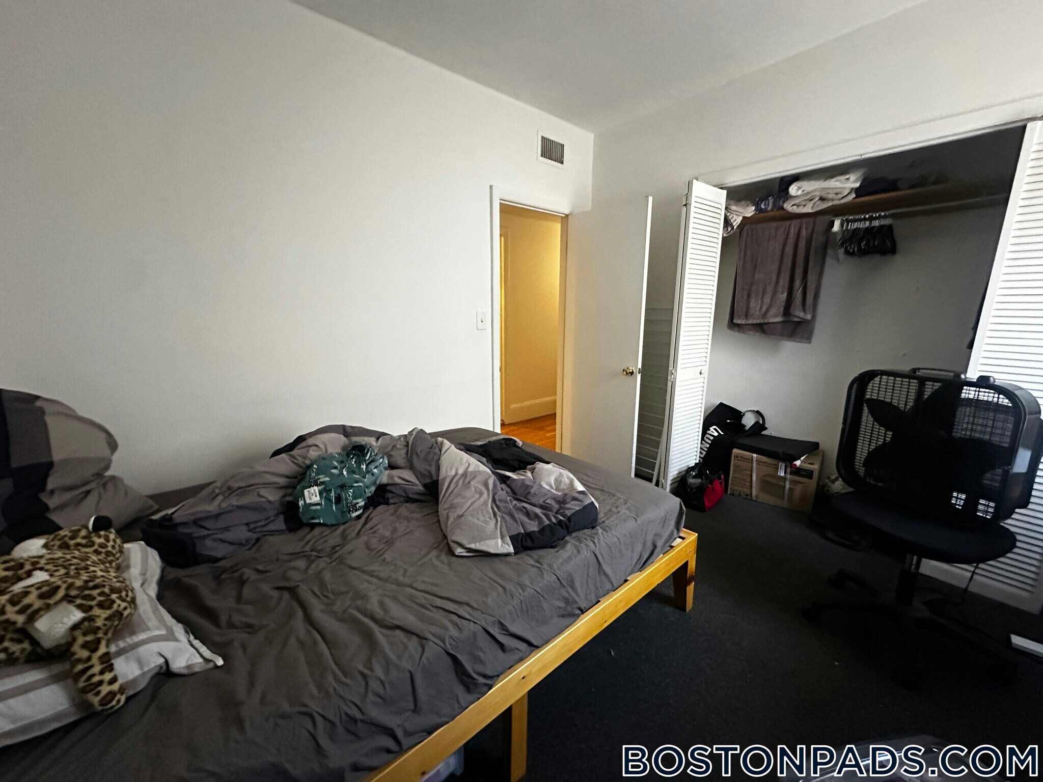 Building Photo - 878 Huntington Ave