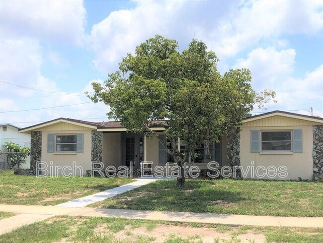 Building Photo - 2034 Peggy Dr