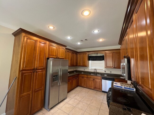 Building Photo - Valley Chase Subdivision
