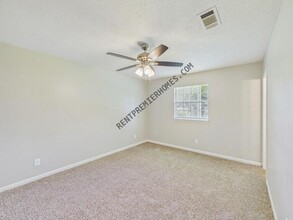 Building Photo - 10 Willowridge Cove