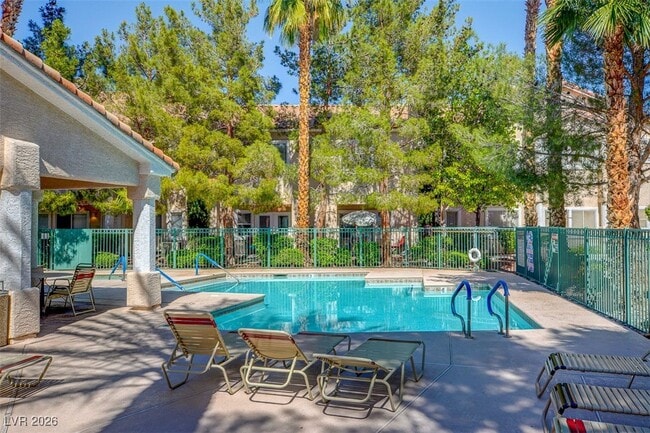 Building Photo - 7450 S Eastern Ave