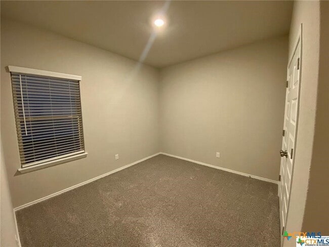 Building Photo - 2440 Dielman Dr