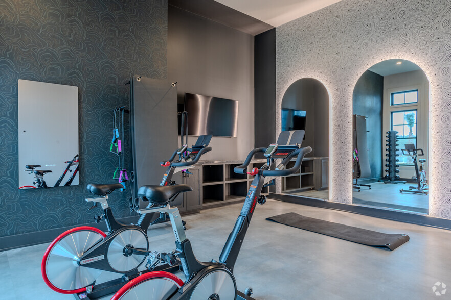 Cardio Room - Evolve St. James Apartment Homes