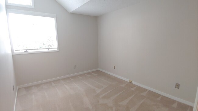 Building Photo - 306-F N Lindell Rd