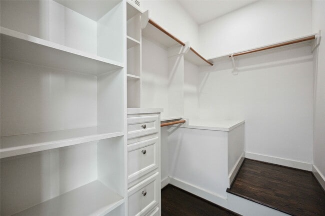 Building Photo - 1023 Bonner St