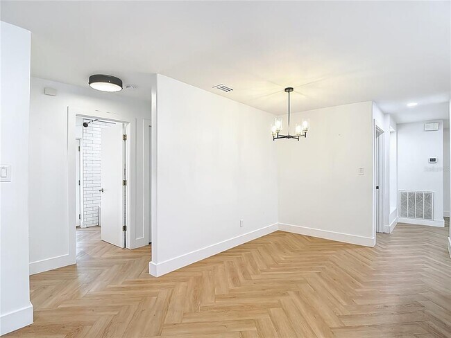 Building Photo - 13211 Pleasant Hill Farm Rd