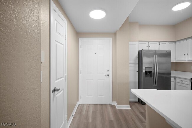 Building Photo - 23660 Walden Center Dr