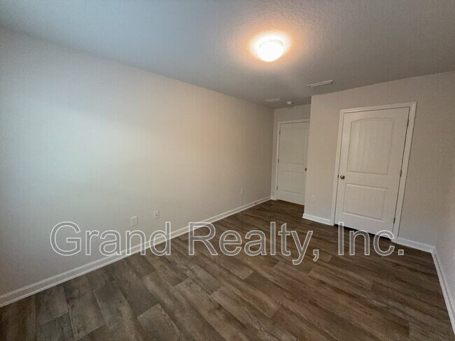 Building Photo - 4633 Integrity Ct