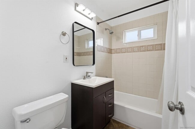 Building Photo - 6122 Nagel St