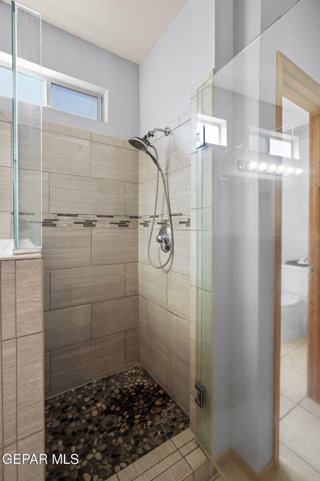 Building Photo - 7089 Tierra Roja St