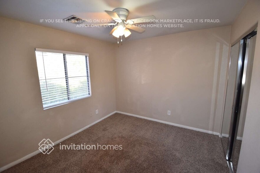 Building Photo - 2868 Canonero St