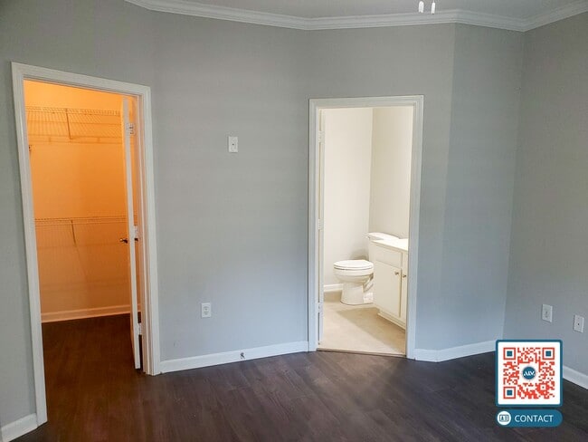 Building Photo - Bright & Spacious Hilton Head Island - Best Location!