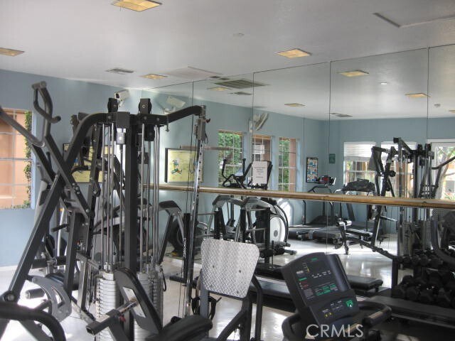 Building Photo - 2800 Keller Dr