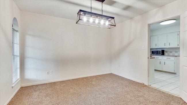 Building Photo - 12702 Ravensway Dr