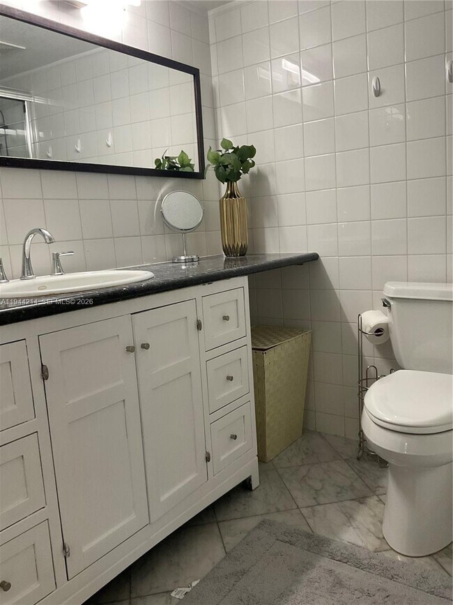 Building Photo - 1390 Ocean Dr