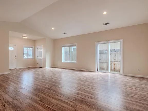 Building Photo - 855 Tannin Dr