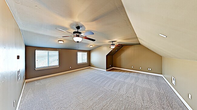 Building Photo - Luxury 4 Bedroom 2.5 Bathroom Home in Deer Creek Schools with a Bonus Room (Gated Community)