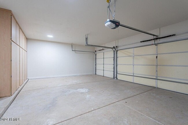 Building Photo - 20858 N 90th Ave