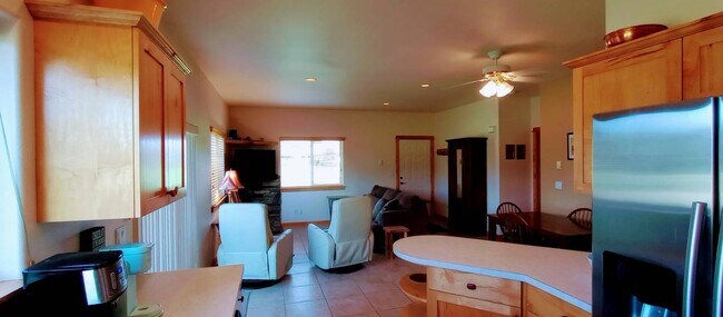 Building Photo - 49C Chardonnay Dr