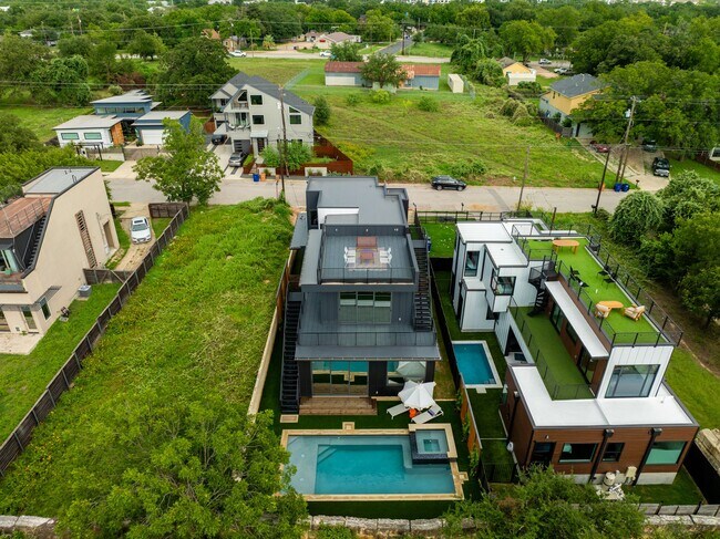 Building Photo - 412 Kemp St