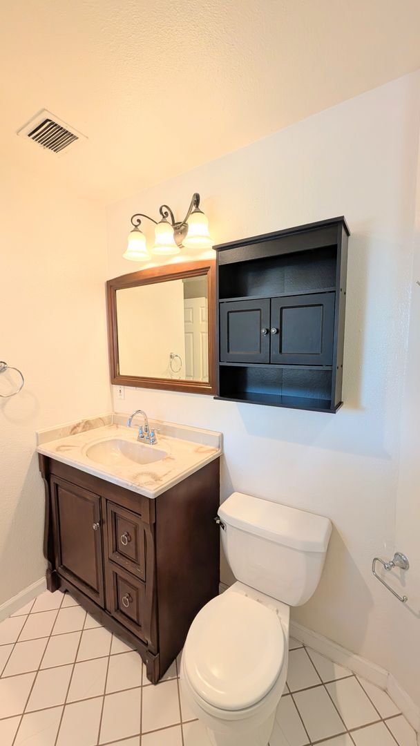 Building Photo - 3581 Cercis Way