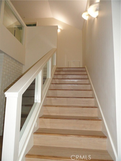 Building Photo - 1100 La Senda Dr