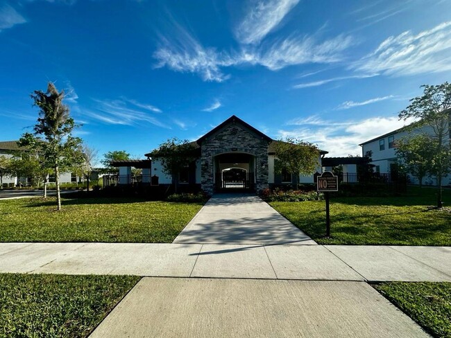 Building Photo - Apopka Rental Home