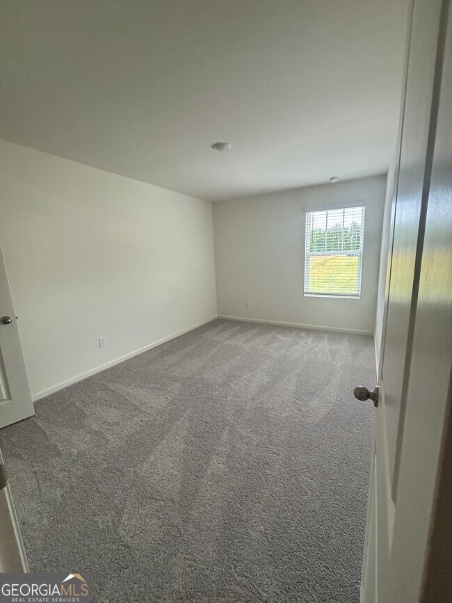 Building Photo - 0 Otway Lp
