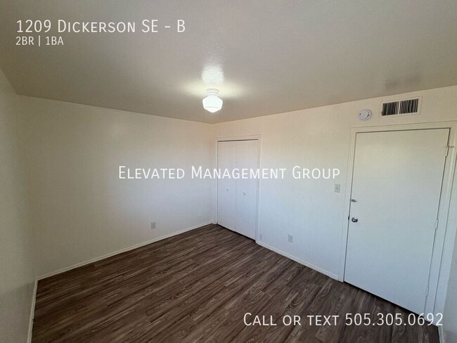 Building Photo - 1209 Dickerson Dr SE