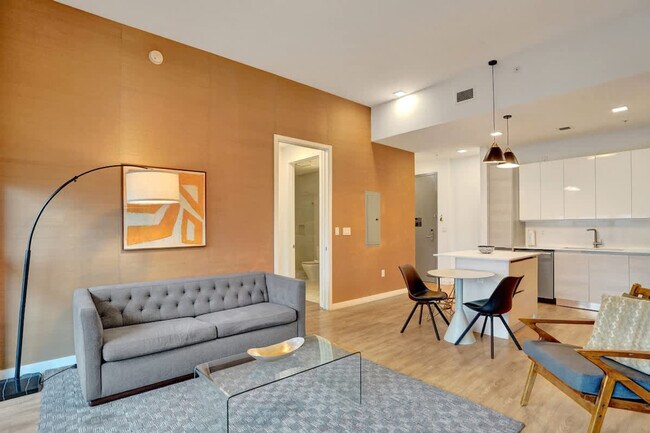 Building Photo - 1220 17th St