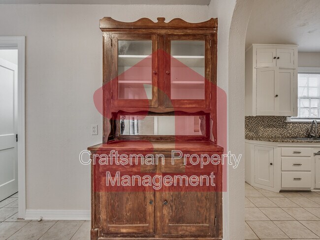 Building Photo - 1801 NW 22nd St