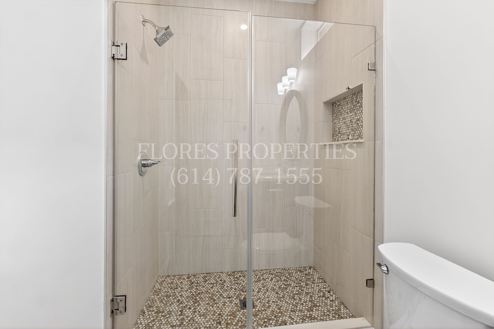 Building Photo - 698 S 22nd St