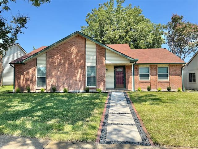 Building Photo - 523 Red Oak Dr