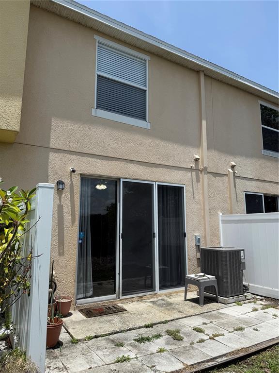 Building Photo - 5032 White Sanderling Ct