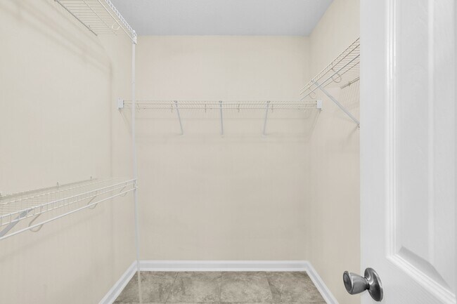 Building Photo - 4 Expedition Way