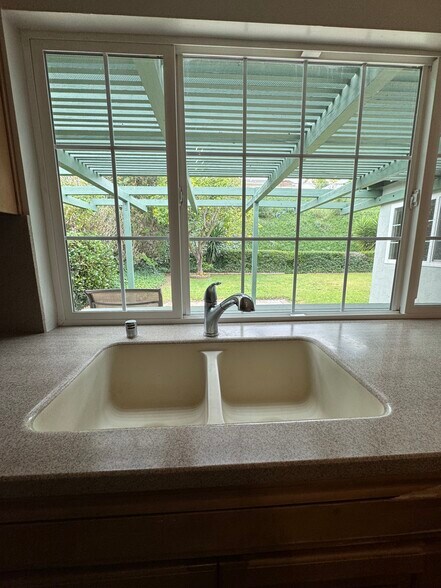 Kitchen Sink - 15190 Penasquitos Dr