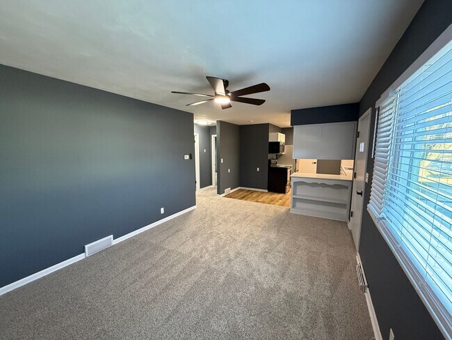 Building Photo - Charming 2-Bed/2-Bath Ranch with Garage — Rent-to-Buy Opportunity in Fremont, NE!