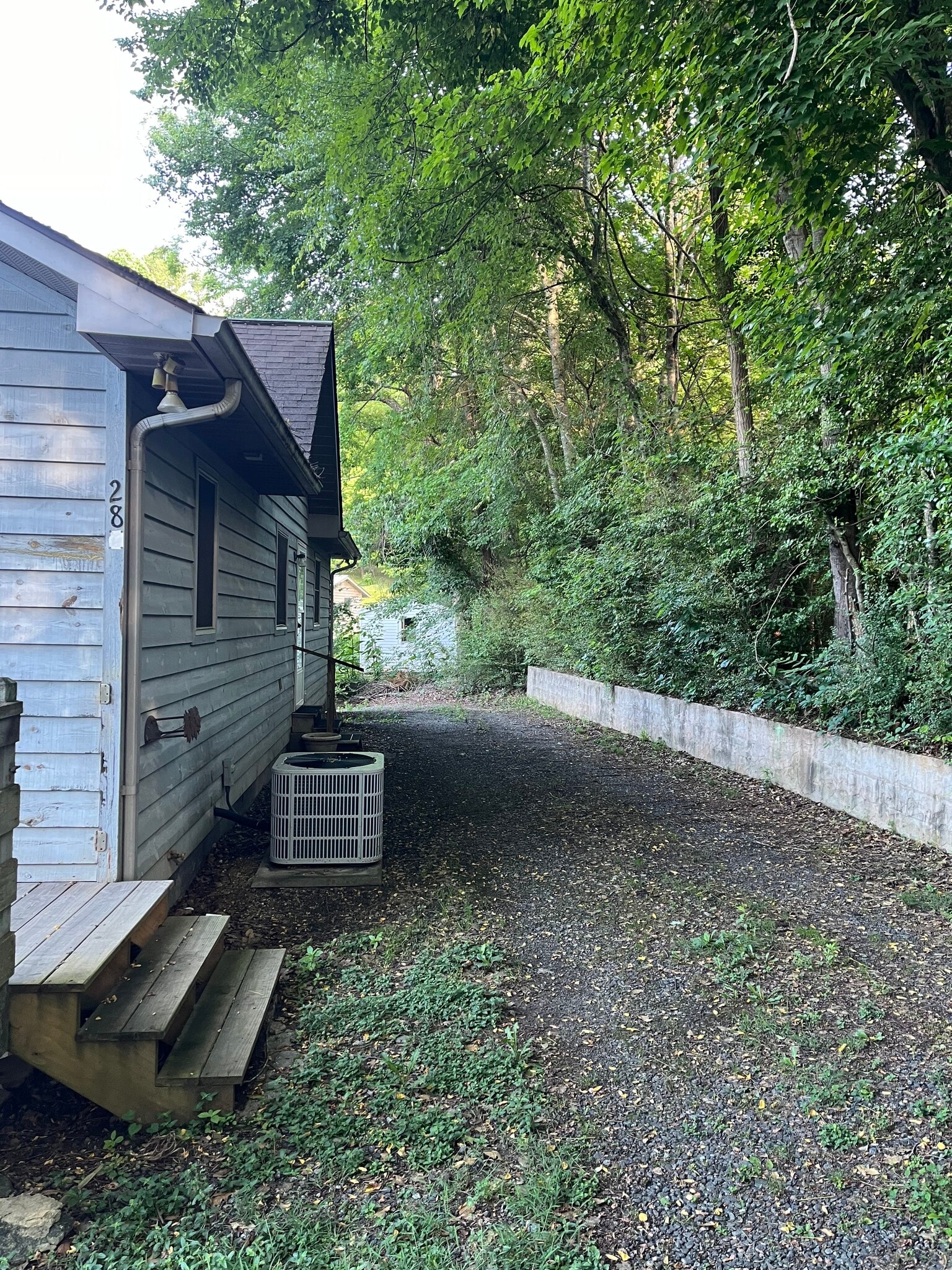 Building Photo - 28 Brown Hollow Ln
