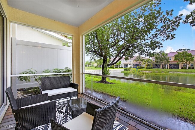 Building Photo - 10825 Alvara Way