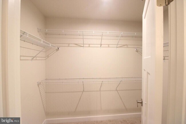 Building Photo - 6210 Monitor St