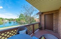 Building Photo - 8599 Scenicview Dr