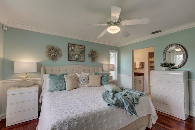 Building Photo - 3/2 CONDO IN LELY GOLF ESTATES IN NAPLES.