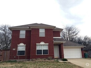 Building Photo - 3/2.5/2 in Sherman’s Pebblebrook Neighborhood