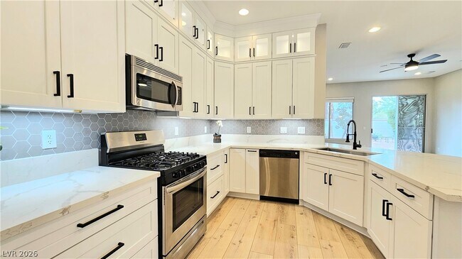 Building Photo - 1948 Kachina Mountain Dr