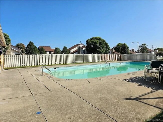 Building Photo - 1492 Sanzon Dr