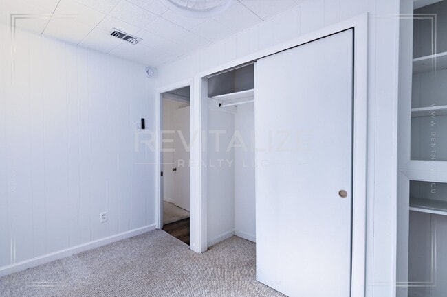 Building Photo - Updated 3 Bedroom/2 Bathroom Home in Mobile!