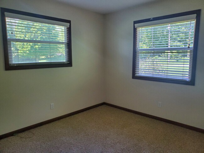 Building Photo - 2541 58th St